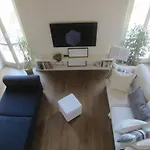 Over The Tiber Loft Rom