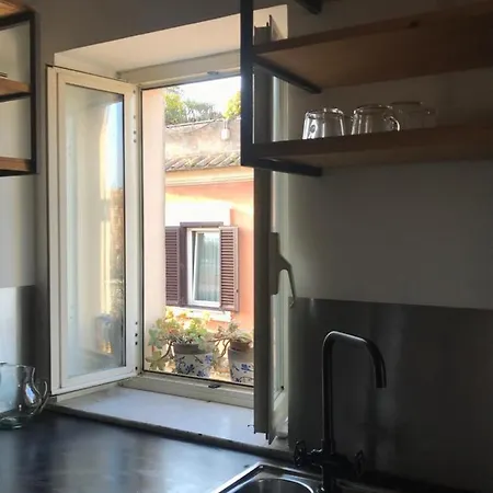 Over The Tiber Loft Apartament