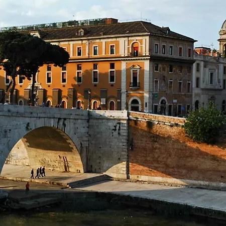 Over The Tiber Loft Apartamento *